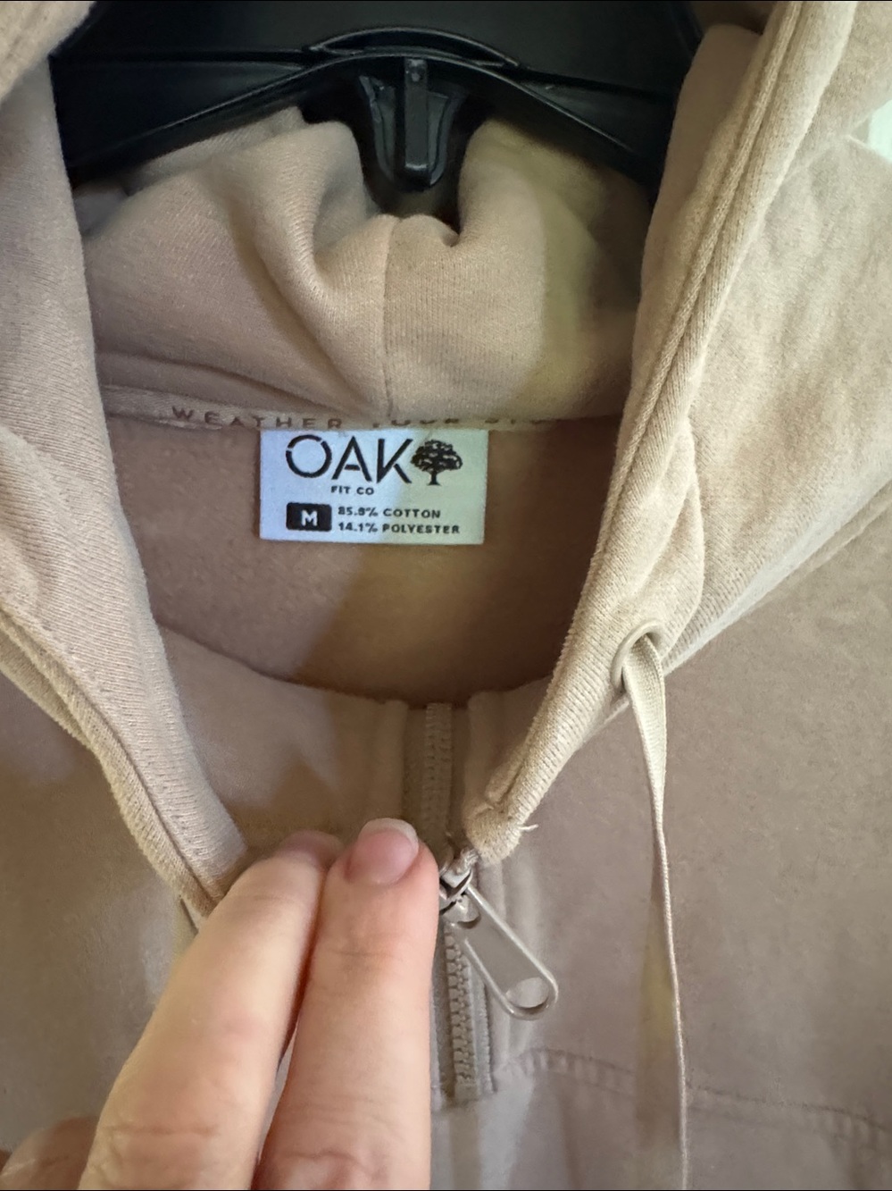 OAK Fit CO cropped hoodie. Size medium tan color. - Picture 4 of 6